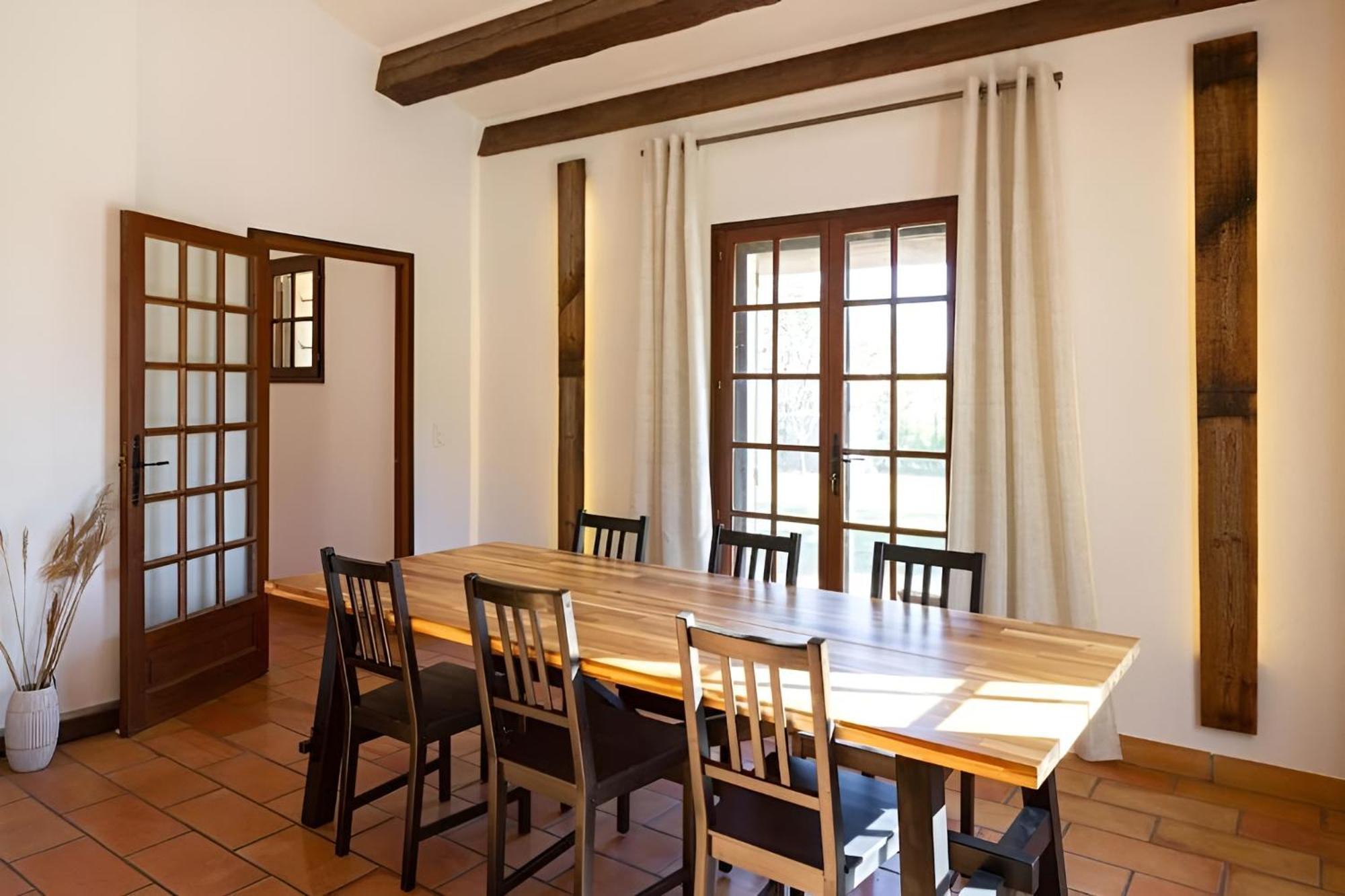 Mas Provencal De 120M2 En Camargue, Avec Piscine Et Parking Inclus, Ideal Pour Des Vacances アルル エクステリア 写真
