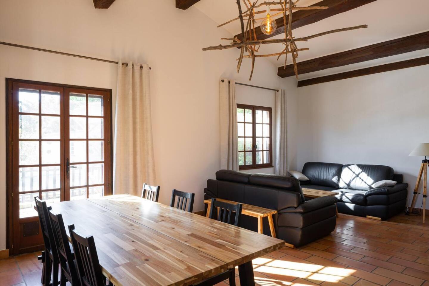 Mas Provencal De 120M2 En Camargue, Avec Piscine Et Parking Inclus, Ideal Pour Des Vacances アルル エクステリア 写真